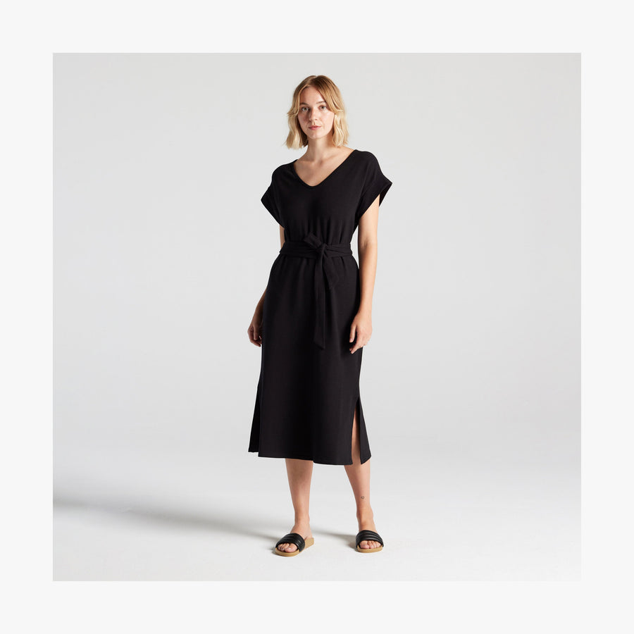 Black | Full body front view with waist strap of woman in Sevilla Dress Black