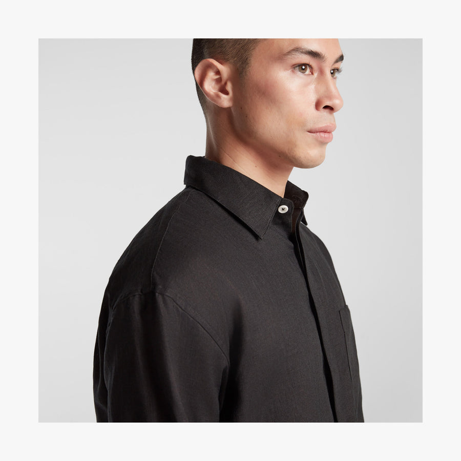 Black | Shoulder view of man in Algarve Shirt in Black
