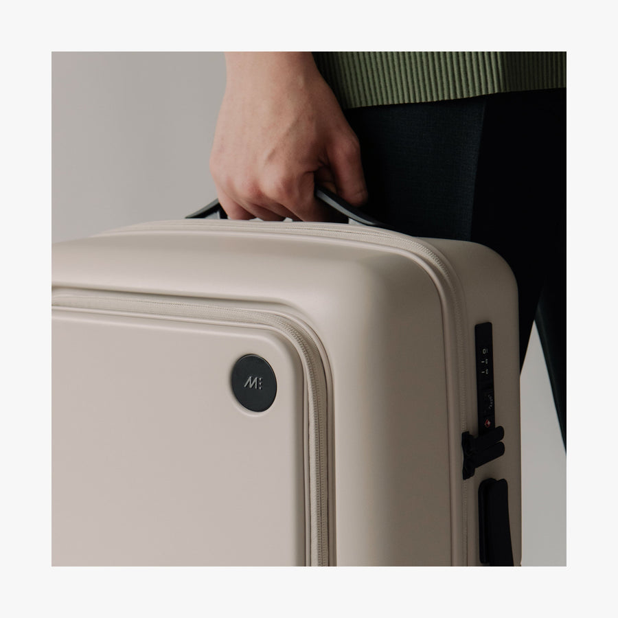 Carry-On Pro Plus