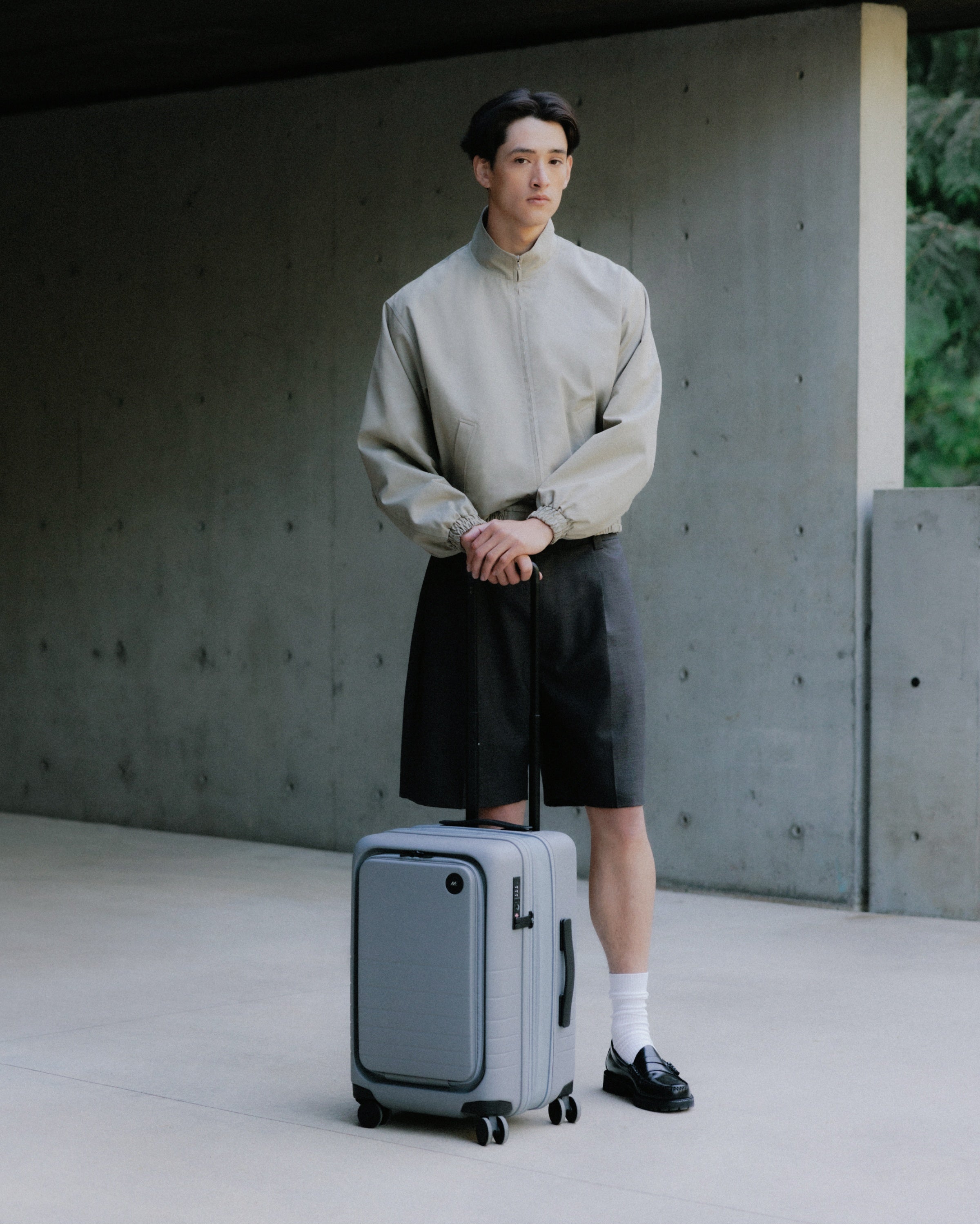 Small carry on suitcase hotsell