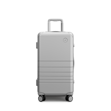 Front view of Hybrid Trunk Medium in Silver