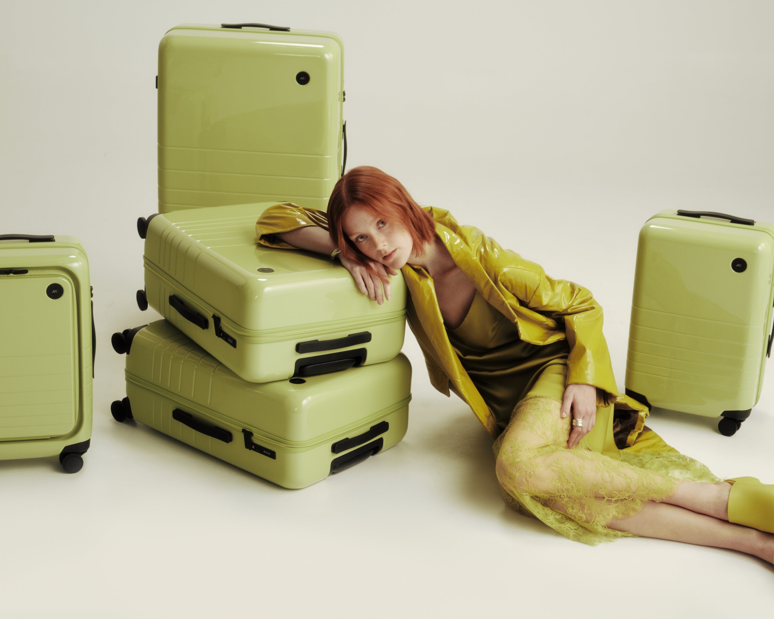 ユ*ー様 モンジー　キャリーバッグ Limited Edition Carry-On Luggage (Mulberry & Citrus) | Monos
