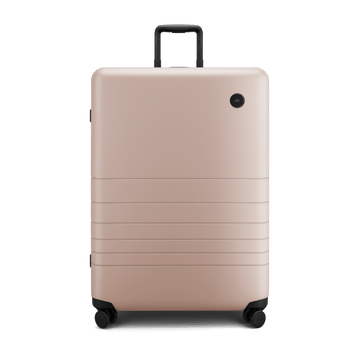 Front view of Check-In Large in Rose Quartz