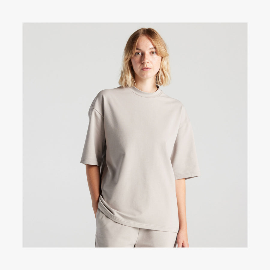 Mist | Front view of woman in Kyoto Short Sleeve in Mist