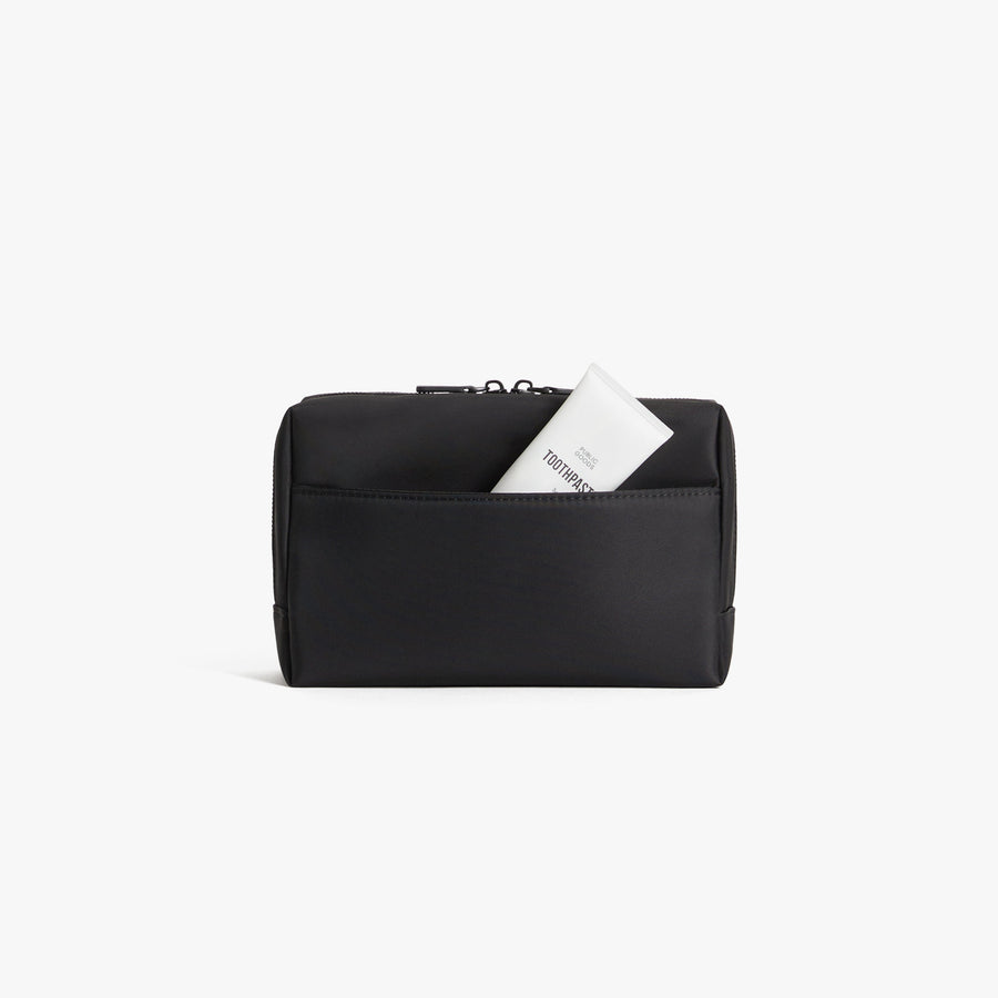 Large / Carbon Black | Back view showing pocket of Metro Toiletry Case Large in Carbon Black