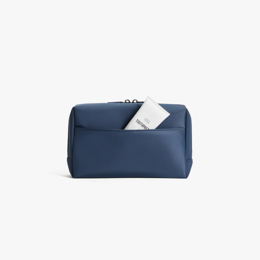 Large / Oxford Blue | Back view showing pocket of Metro Toiletry Case Large in Oxford Blue